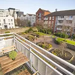 Sir John Rodgersons Quay